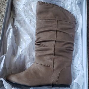 Women's boots